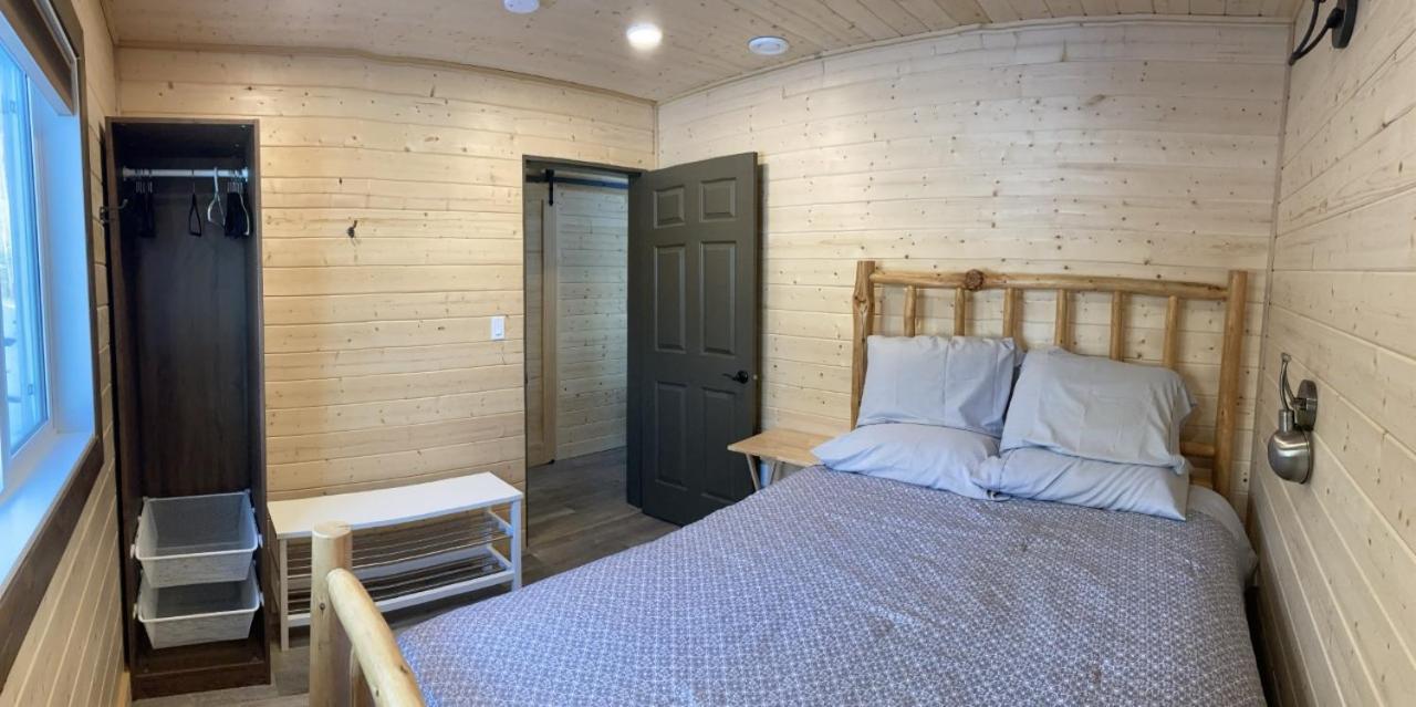 Cougar Mountain Cabin Rentals Valemount Zewnętrze zdjęcie